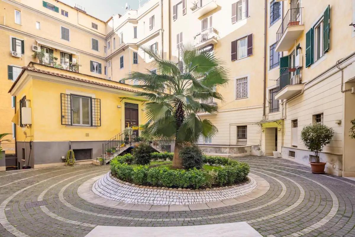 רומא Appartamento “La Palma Nel Cortile” מראה חיצוני תמונה