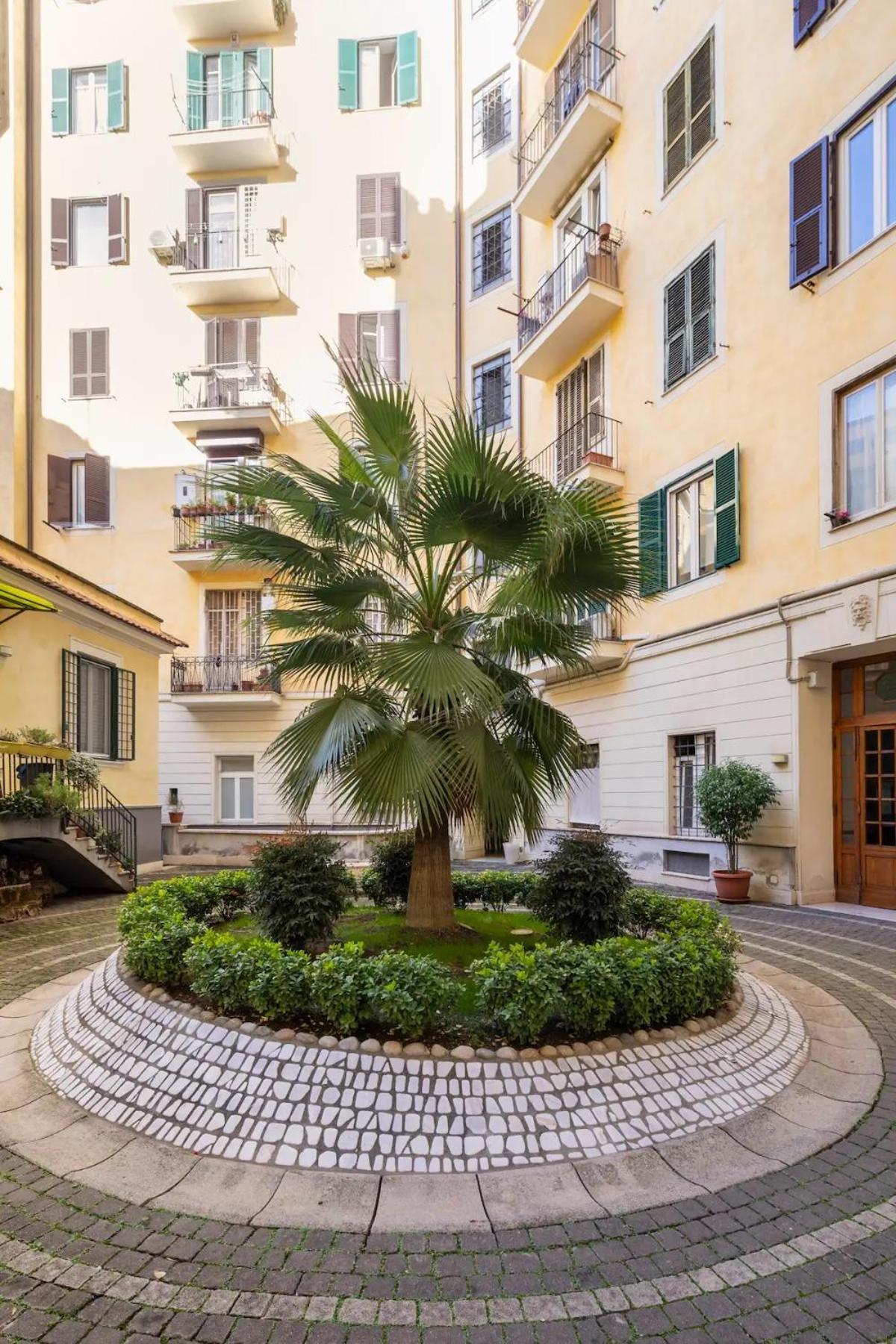רומא Appartamento “La Palma Nel Cortile” מראה חיצוני תמונה